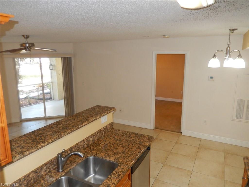 VENETIAN PALMS - Residential Lease