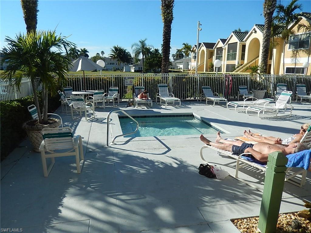 VENETIAN PALMS - Residential Lease