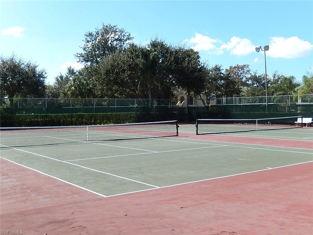 VENETIAN PALMS - Residential Lease