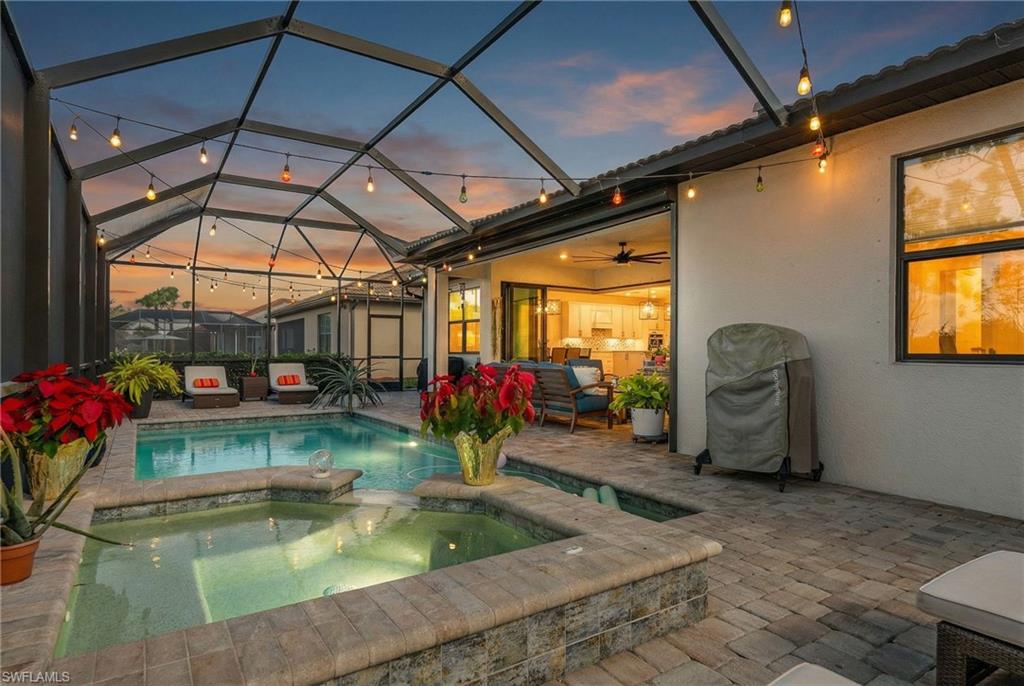 COUNTRY CLUB - Residential