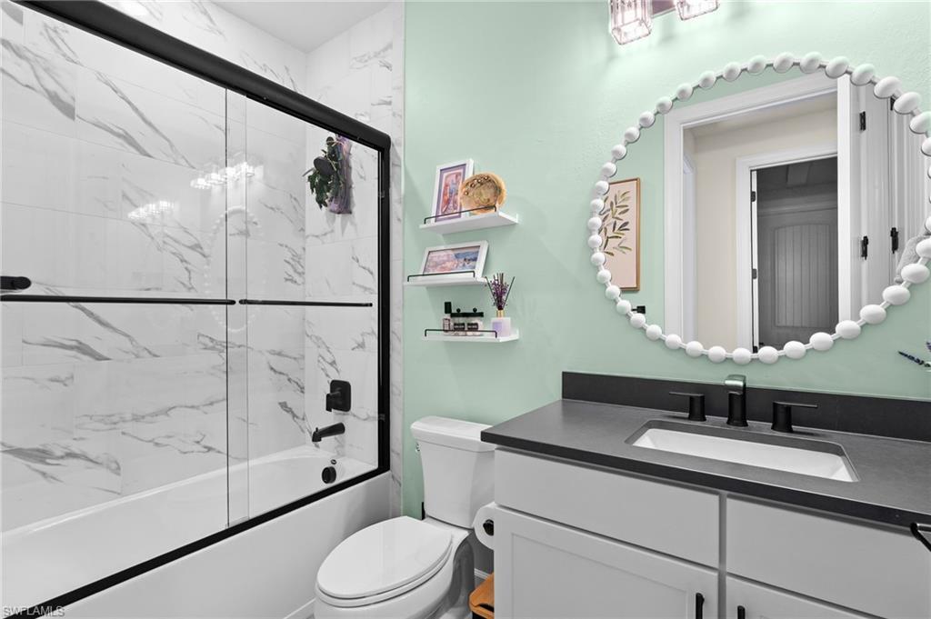 COUNTRY CLUB - Residential