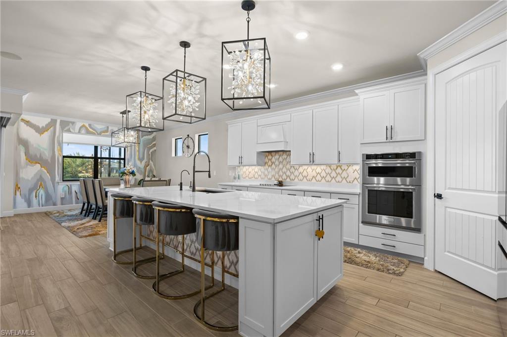 COUNTRY CLUB - Residential