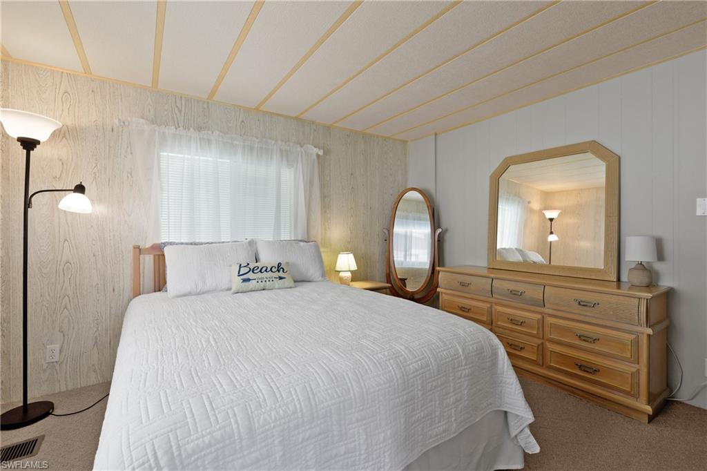 IMPERIAL HARBOR - Residential