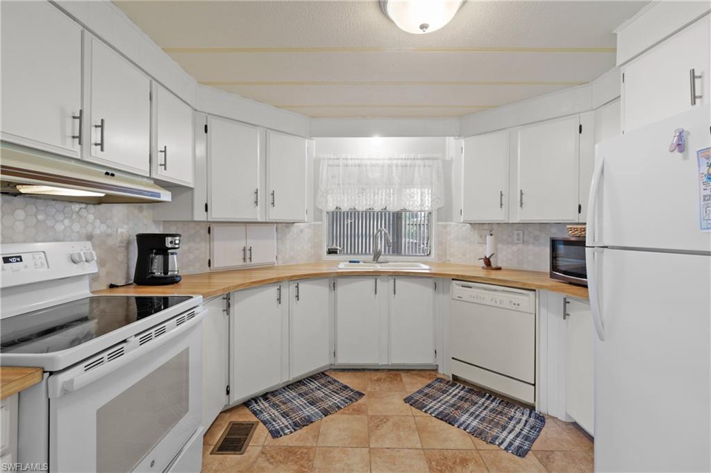 IMPERIAL HARBOR - Residential