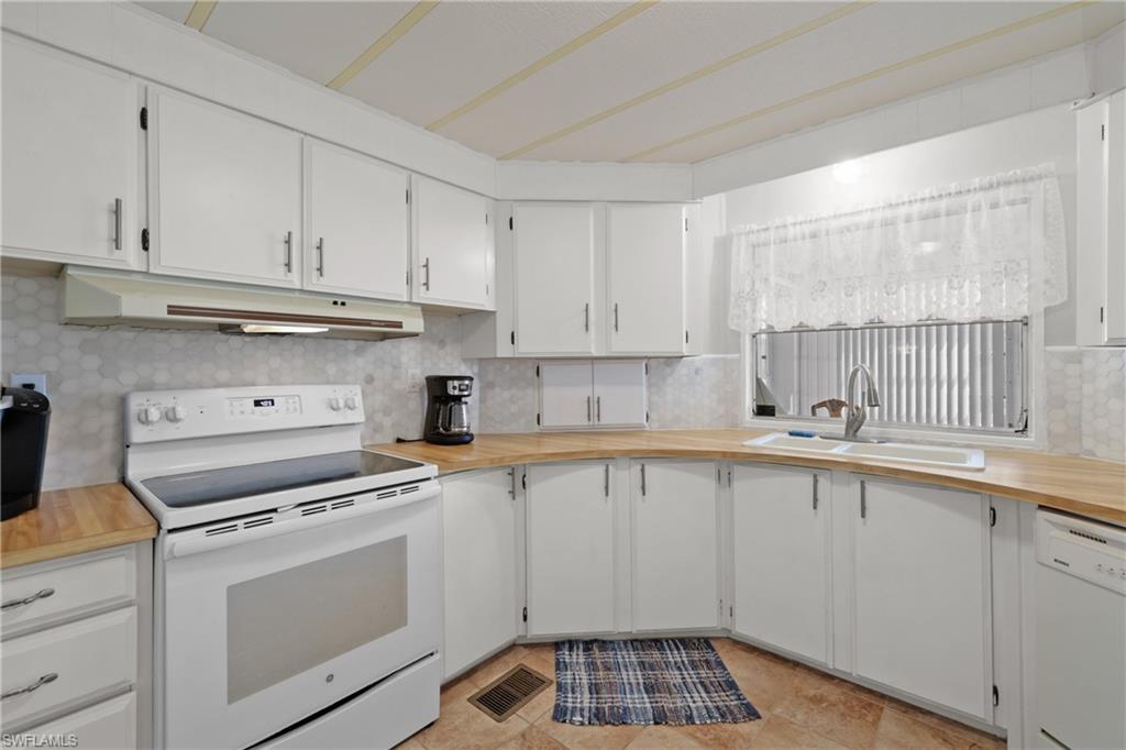 IMPERIAL HARBOR - Residential