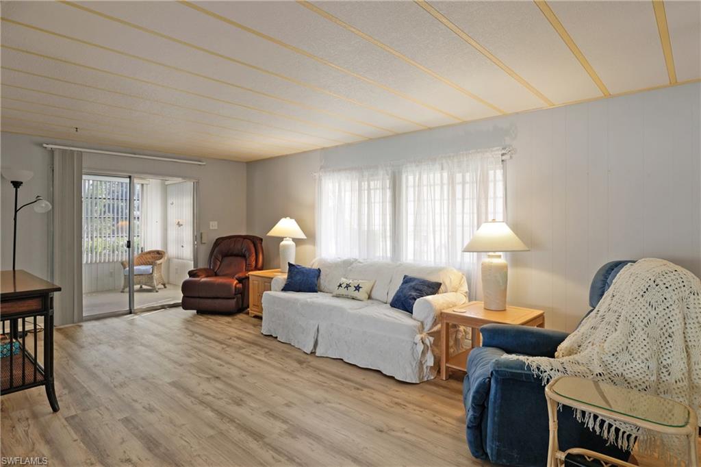 IMPERIAL HARBOR - Residential