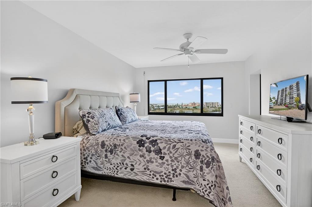 HARBOUR POINTE CONDO - Residential