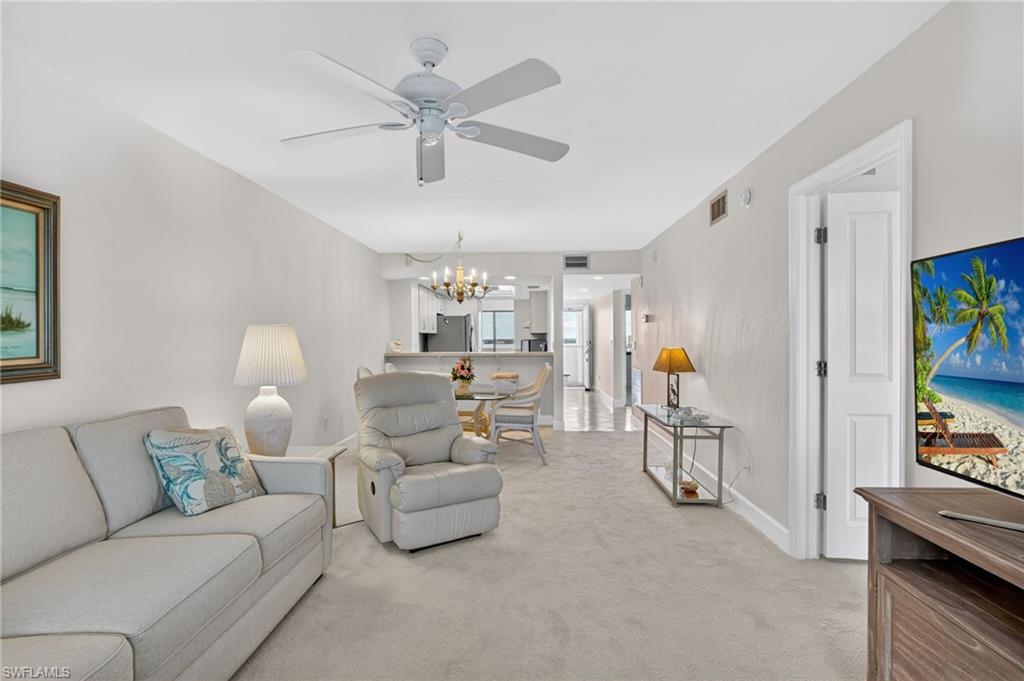 HARBOUR POINTE CONDO - Residential