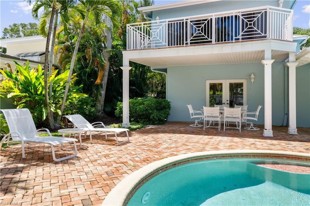 OLDE NAPLES - Residential