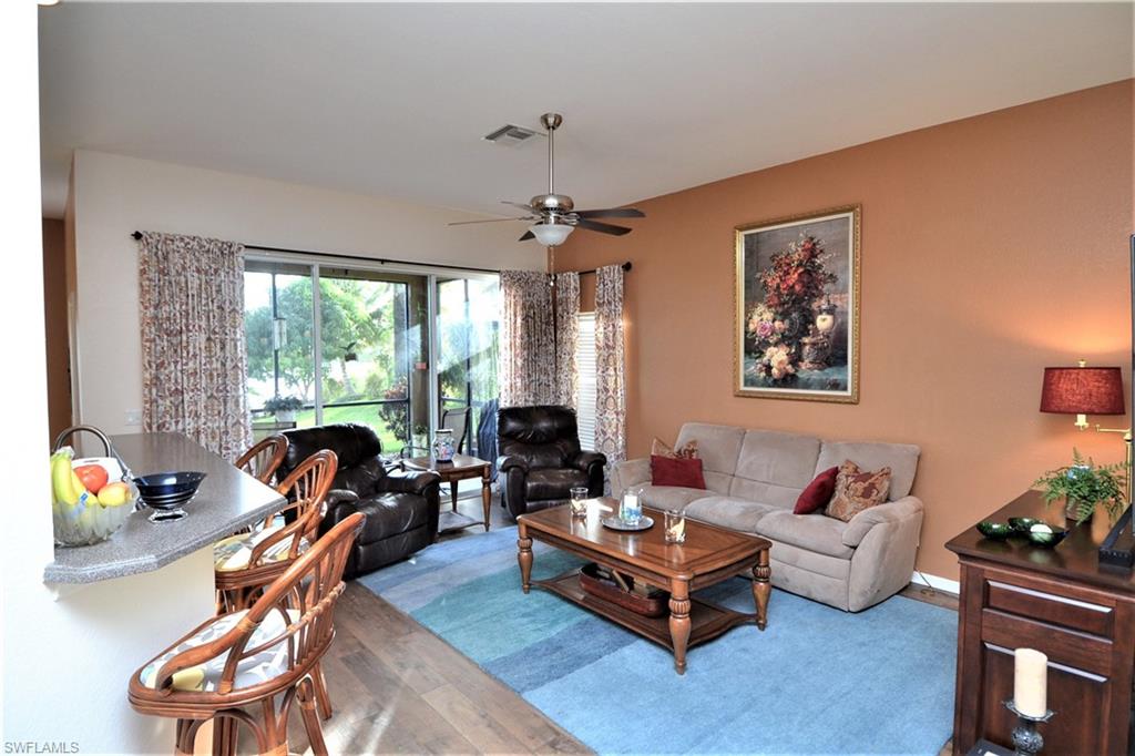 VALENCIA LAKES - Residential