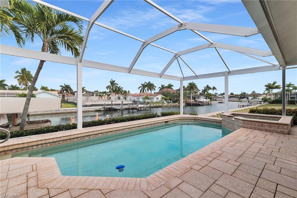 MARCO BEACH - Residential