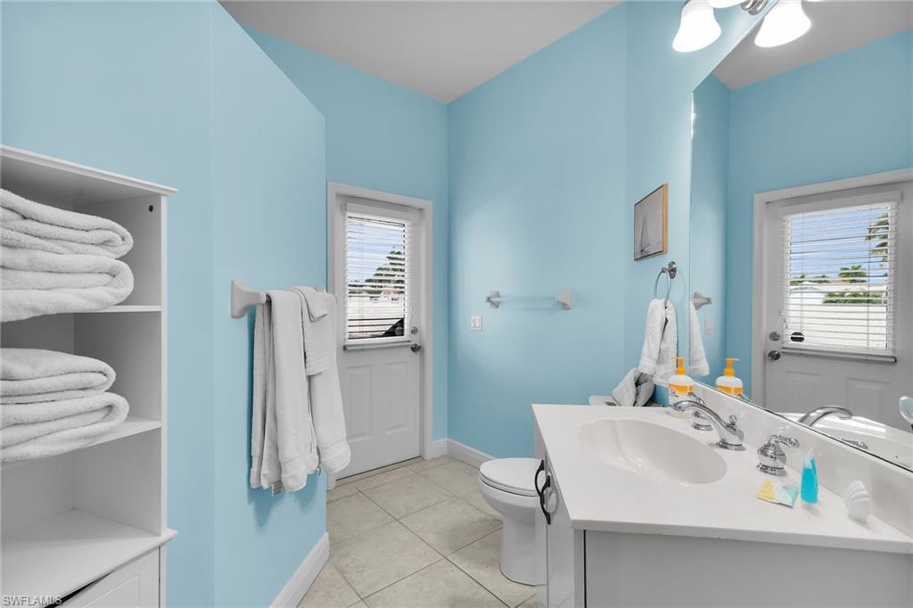 MARCO BEACH - Residential