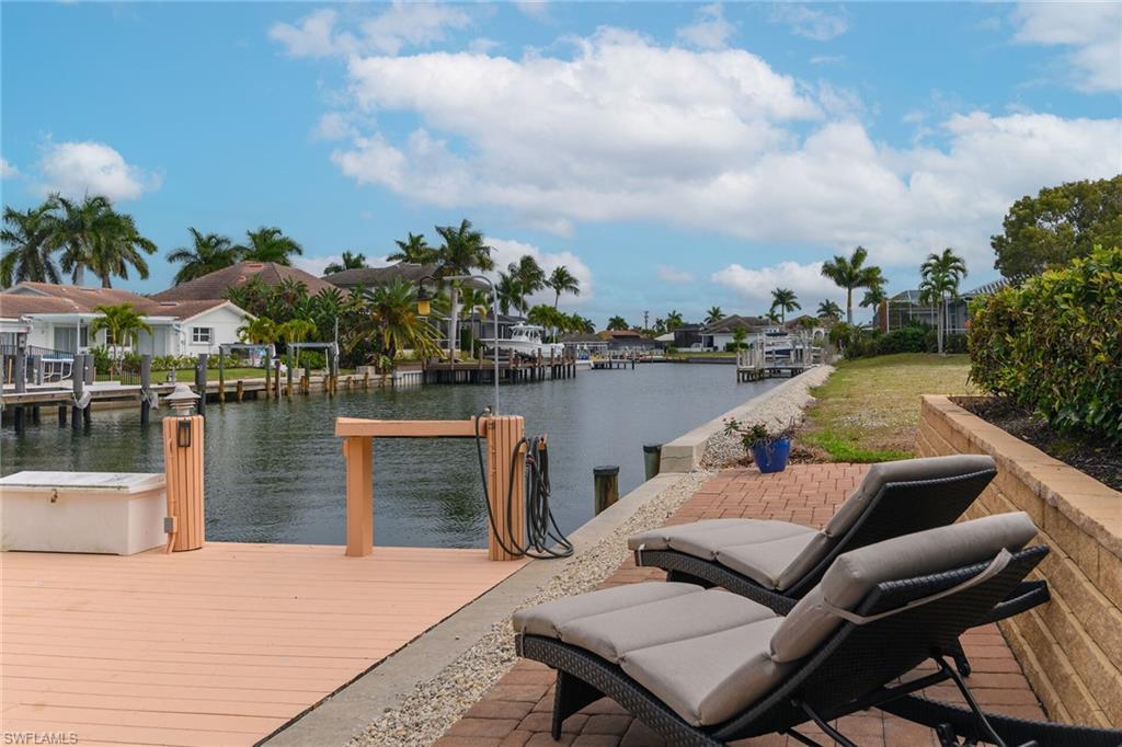 MARCO BEACH - Residential