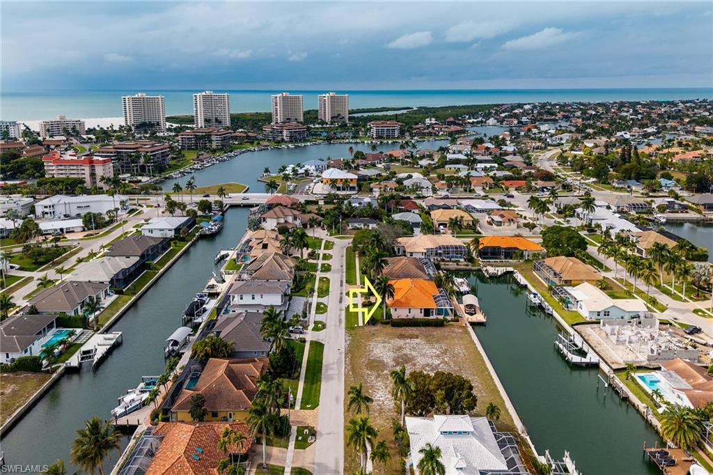 MARCO BEACH - Residential