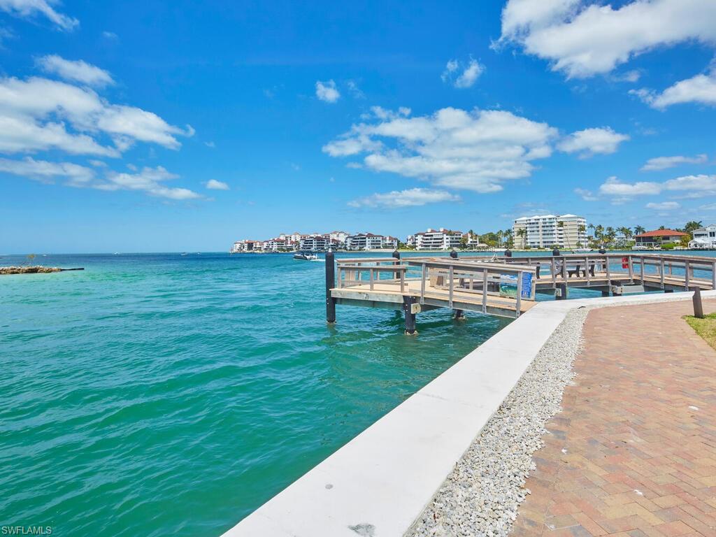 VILLE DE MARCO - Residential