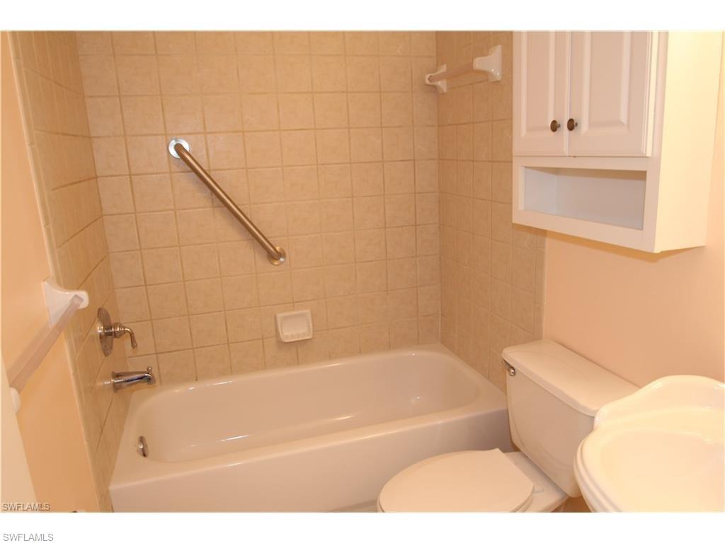 WILLOW LAKE - Residential