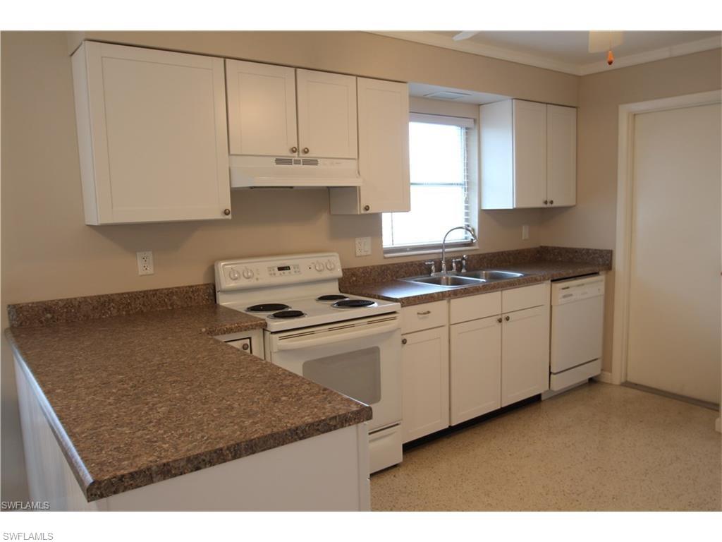 WILLOW LAKE - Residential