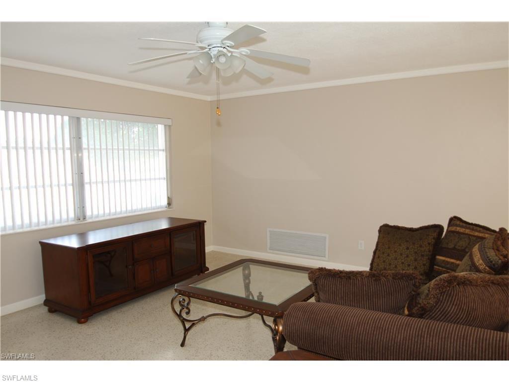 WILLOW LAKE - Residential