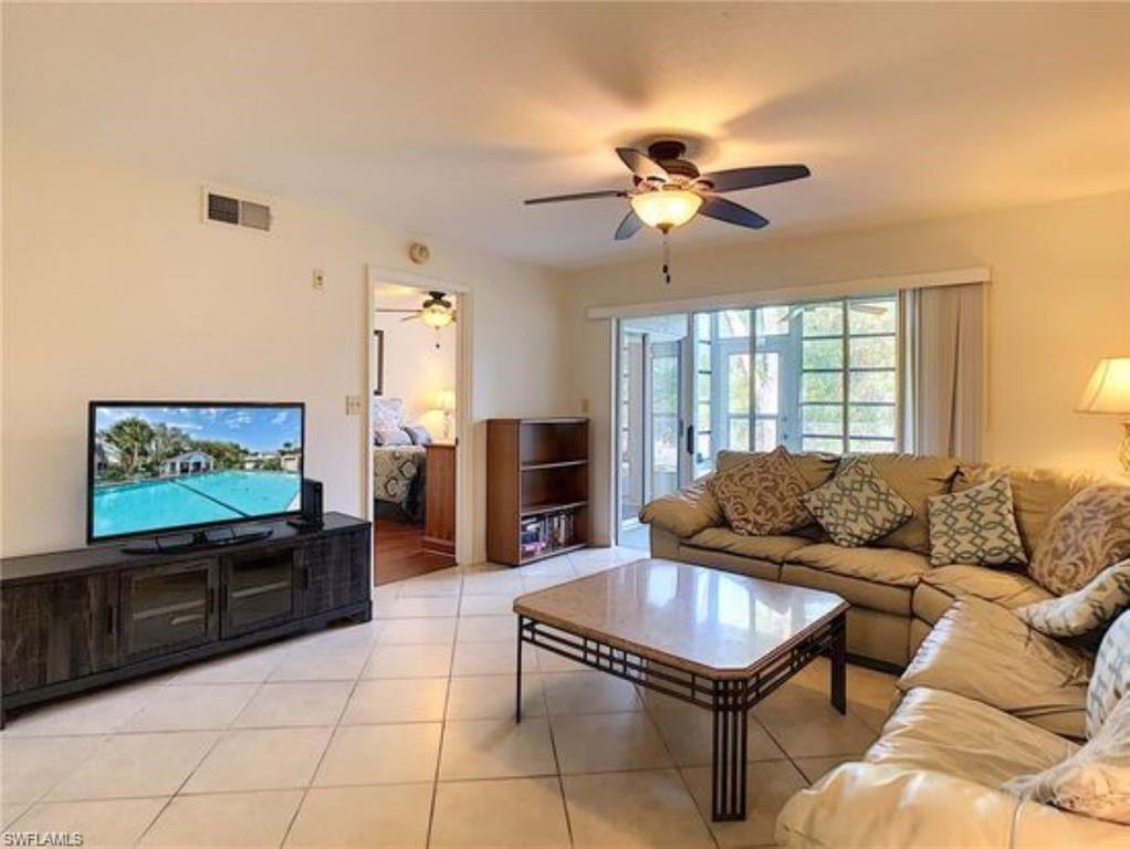 SUMMERLIN TRACE CONDO - Residential