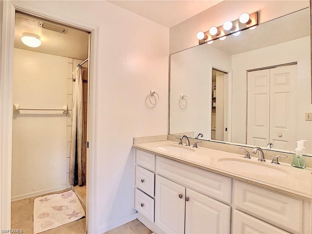 SUMMERLIN TRACE CONDO - Residential