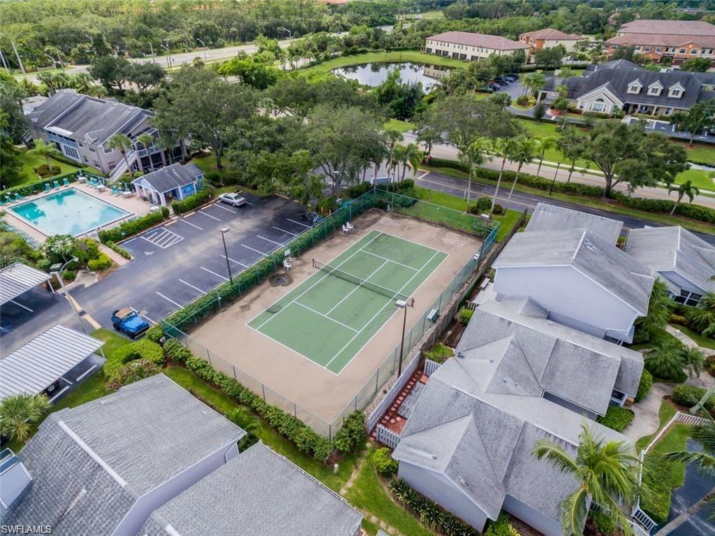 SUMMERLIN TRACE CONDO - Residential