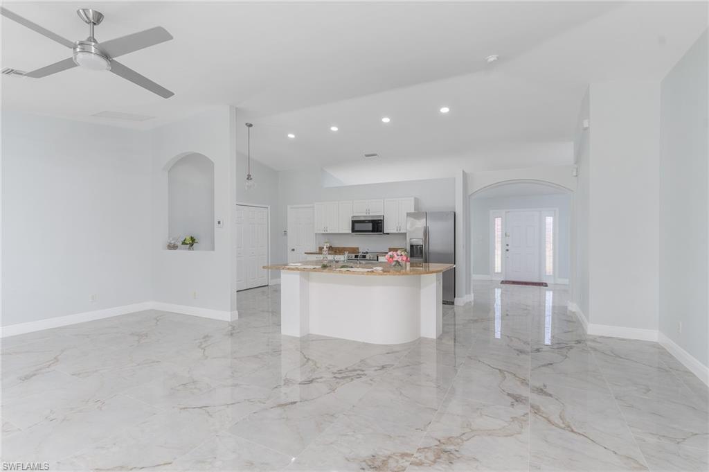 CAPE CORAL - Residential Lease