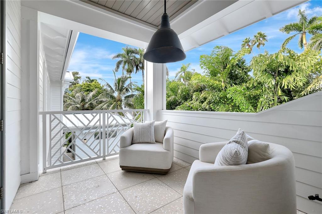 OLDE NAPLES - Residential Lease