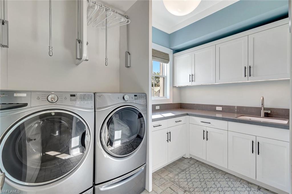 OLDE NAPLES - Residential Lease