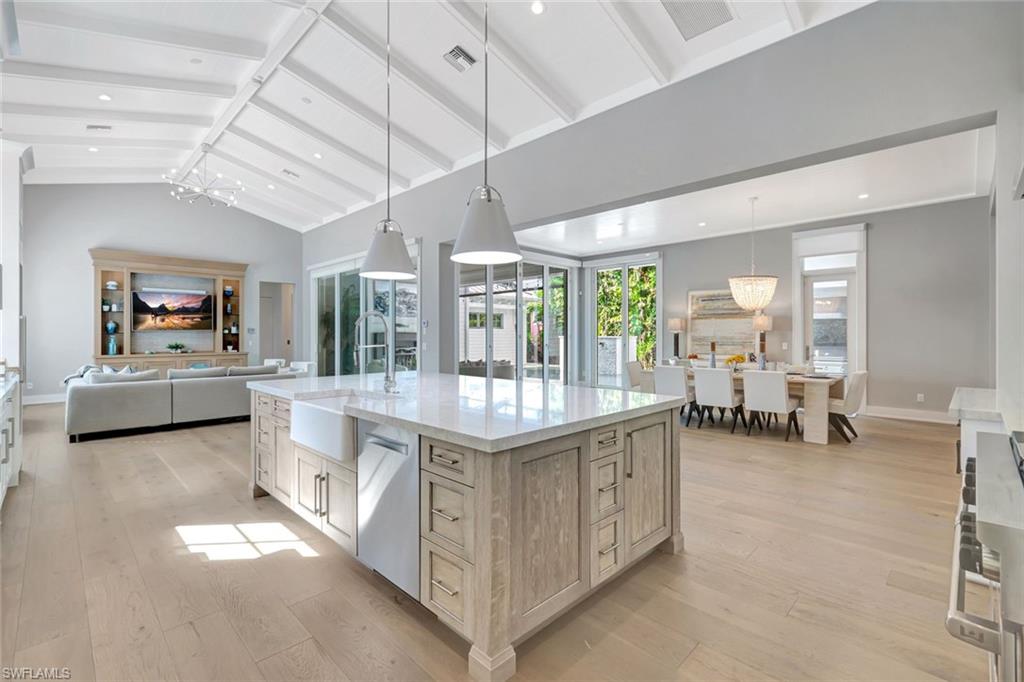 OLDE NAPLES - Residential Lease