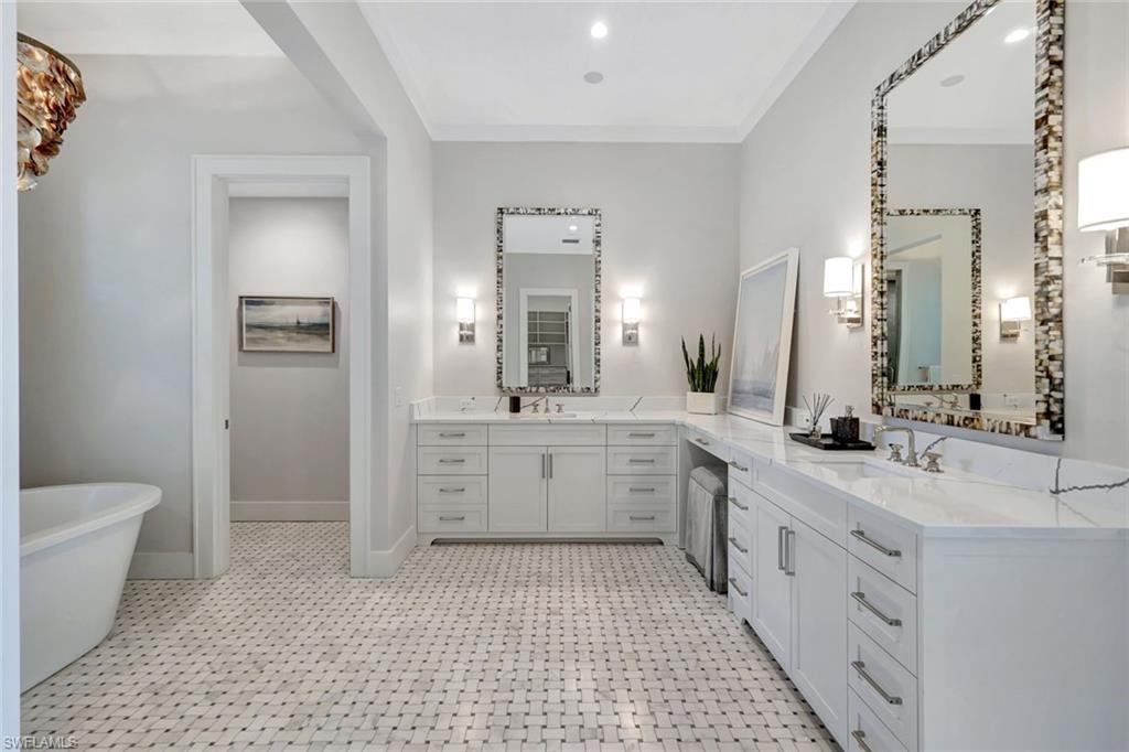 OLDE NAPLES - Residential Lease