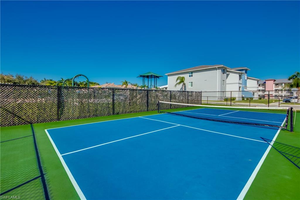 ISLES OF PORTO VISTA - Residential