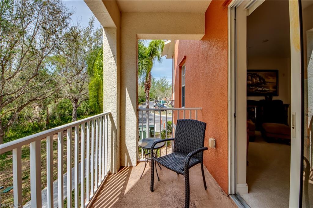 ISLES OF PORTO VISTA - Residential