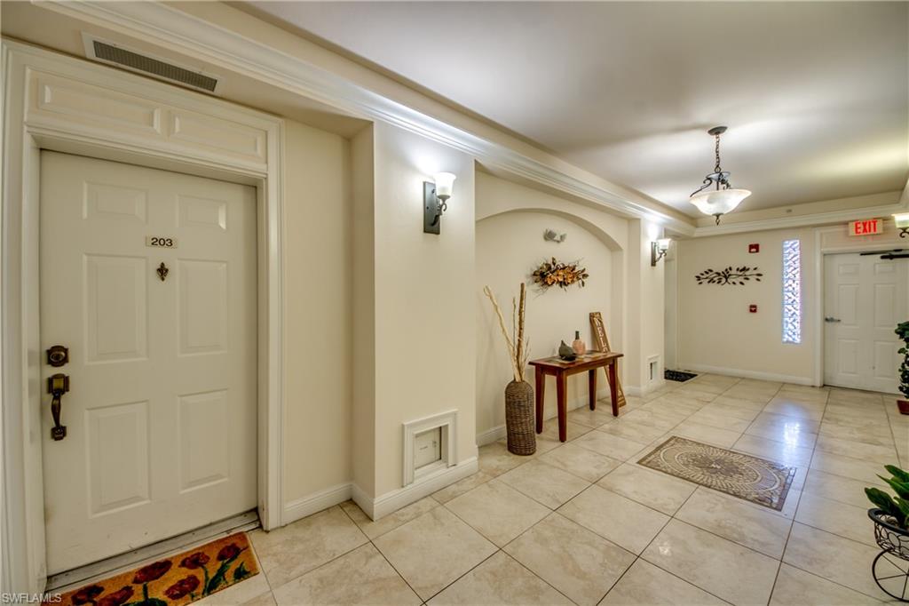 ISLES OF PORTO VISTA - Residential