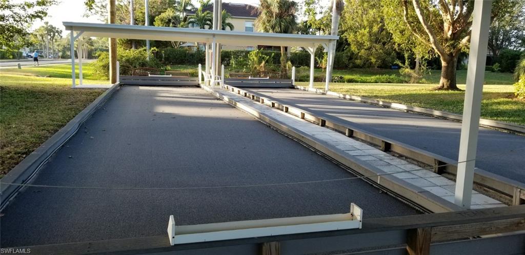 GOLFVIEW GOLF & RACQUET CLUB - Residential