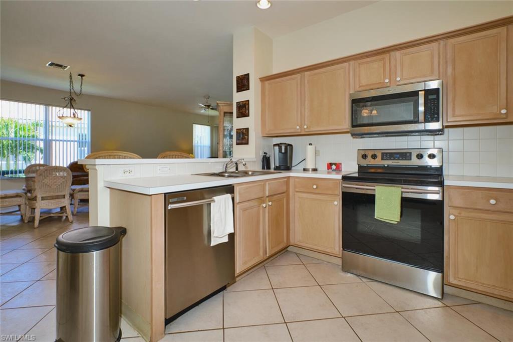 SOMMERSET VILLAS - Residential