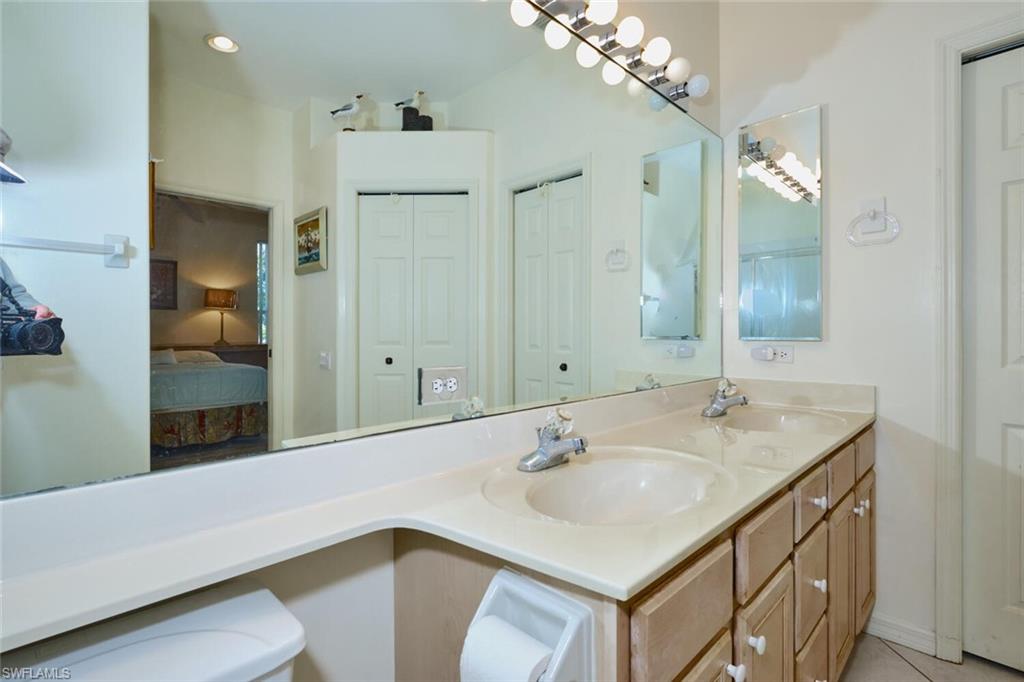 SOMMERSET VILLAS - Residential