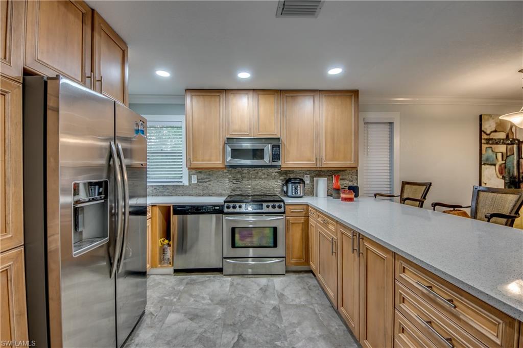 SKYLINE MANOR CONDO - Residential