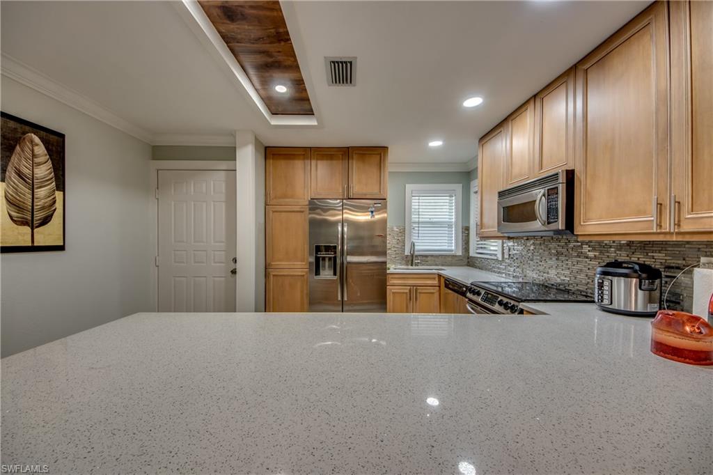 SKYLINE MANOR CONDO - Residential