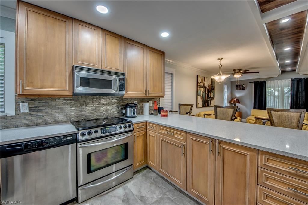 SKYLINE MANOR CONDO - Residential