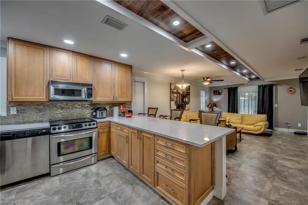 SKYLINE MANOR CONDO - Residential