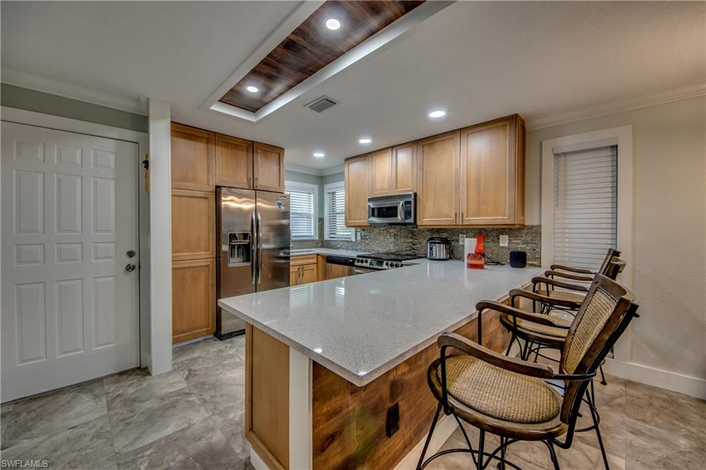 SKYLINE MANOR CONDO - Residential