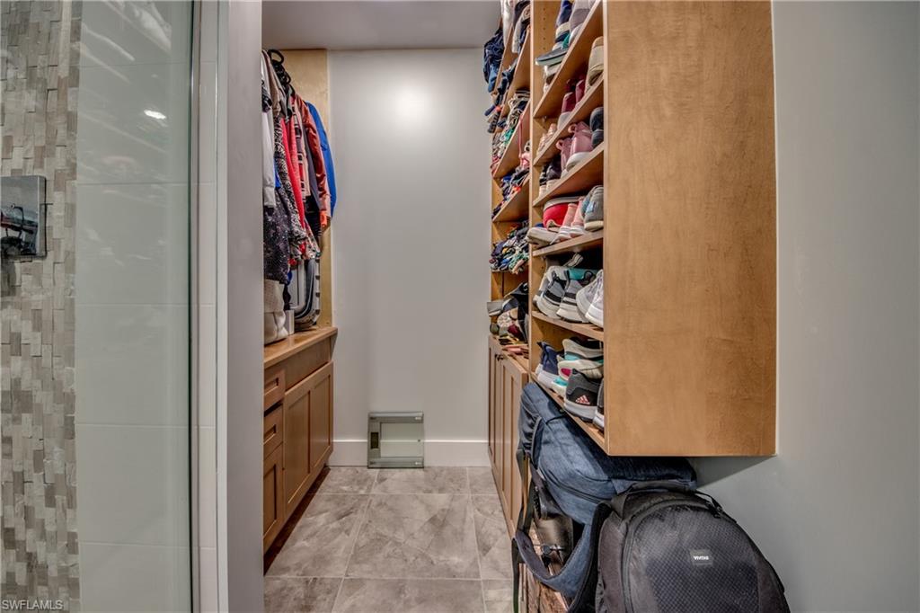 SKYLINE MANOR CONDO - Residential