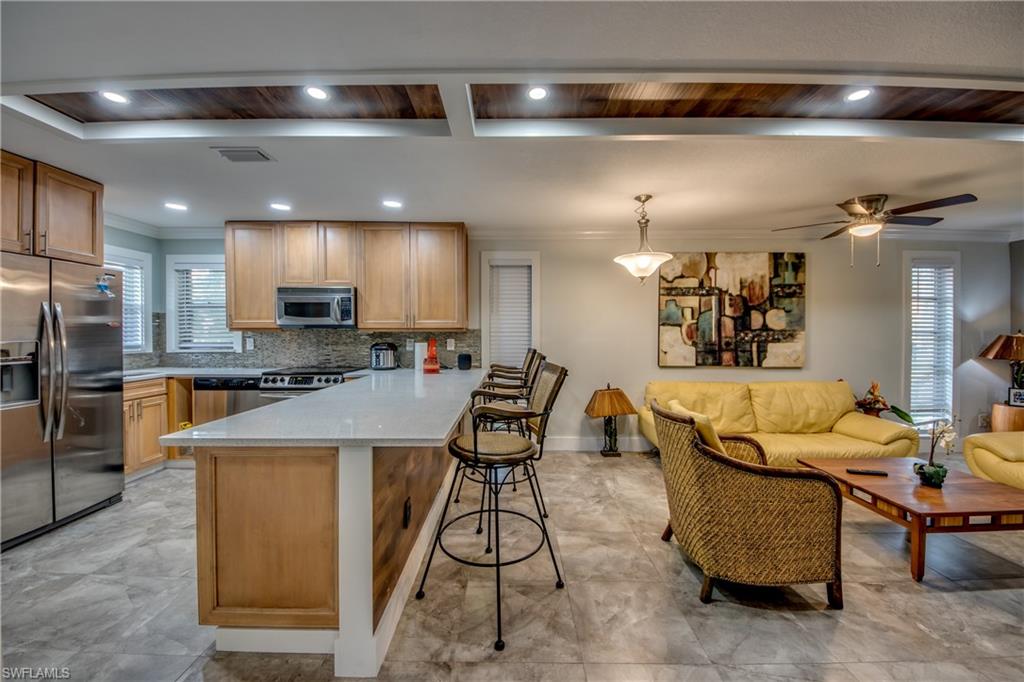 SKYLINE MANOR CONDO - Residential