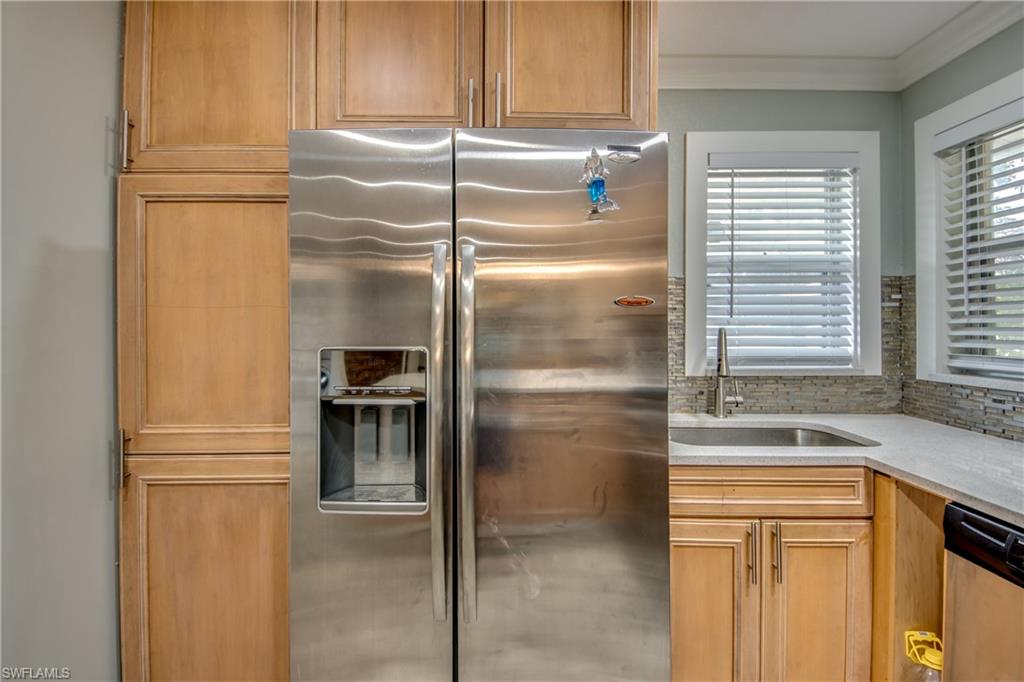 SKYLINE MANOR CONDO - Residential