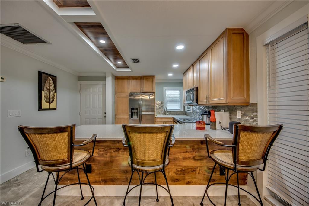 SKYLINE MANOR CONDO - Residential