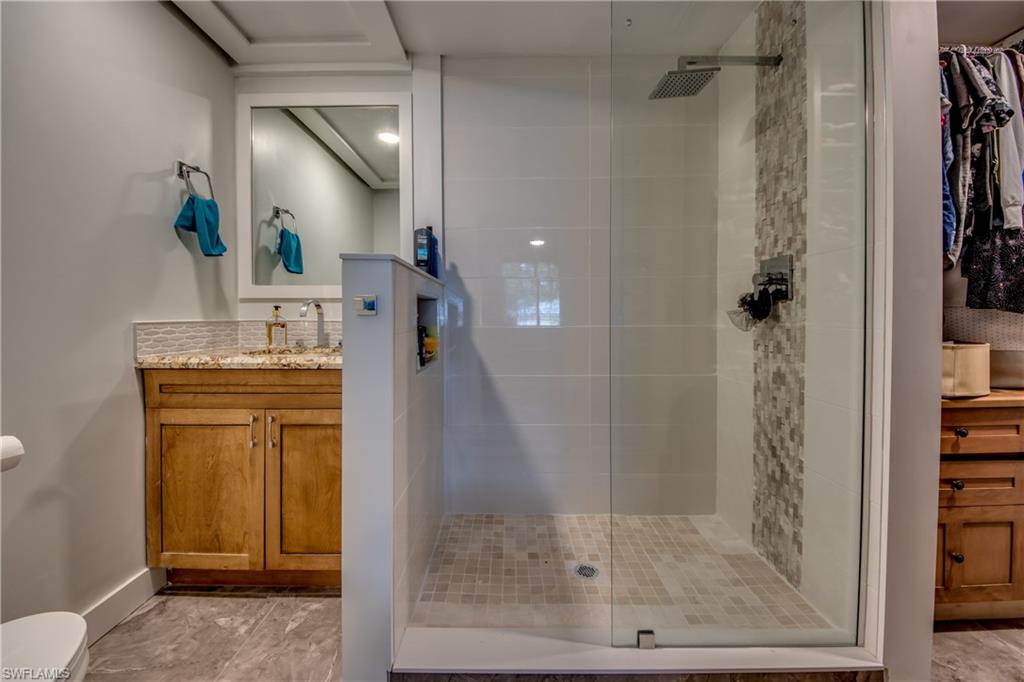 SKYLINE MANOR CONDO - Residential