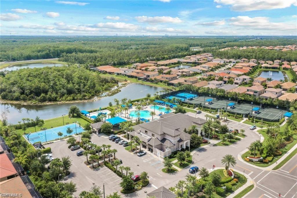 MARINA BAY - Residential