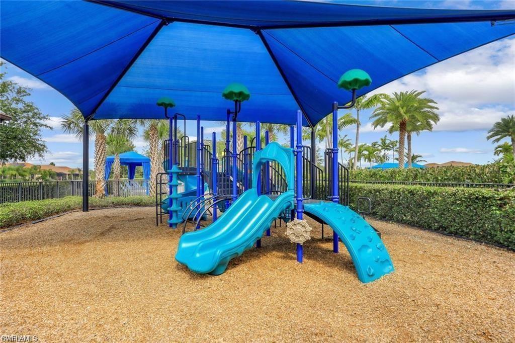 MARINA BAY - Residential