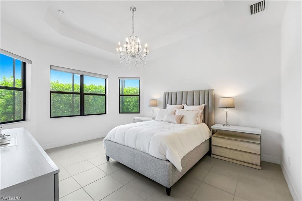 MARINA BAY - Residential