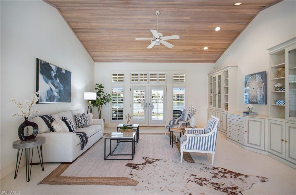 MOORINGS - Residential